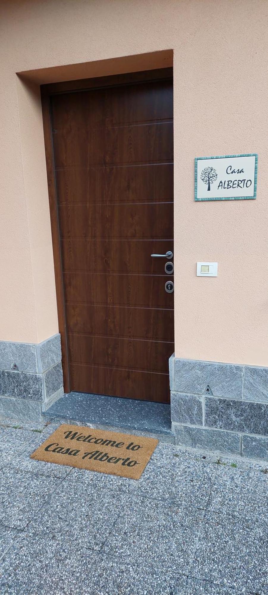 Casa Alberto - Appartamento Zona Bellagio Magreglio Exterior foto